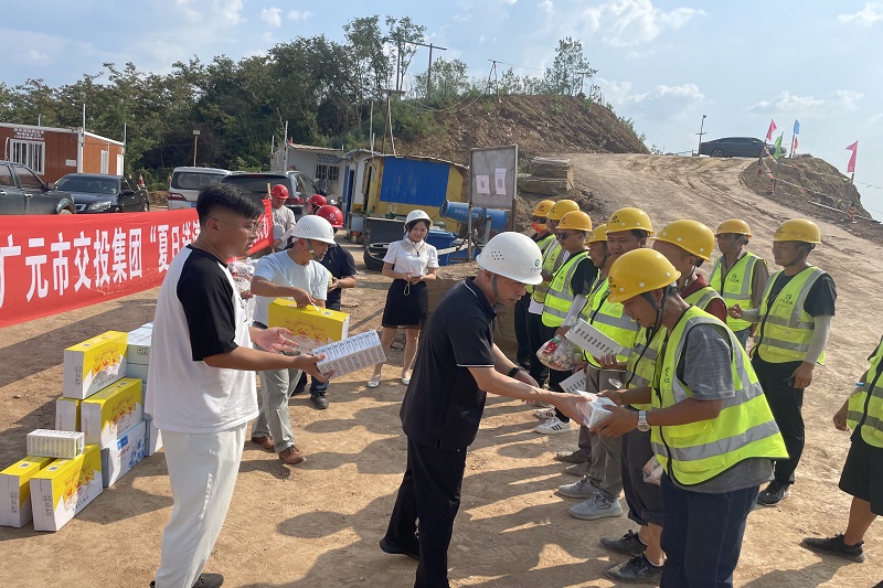 1658906909257755.jpg e4cc3c64c9064ea7f5aafc3e31f6cf5.jpg